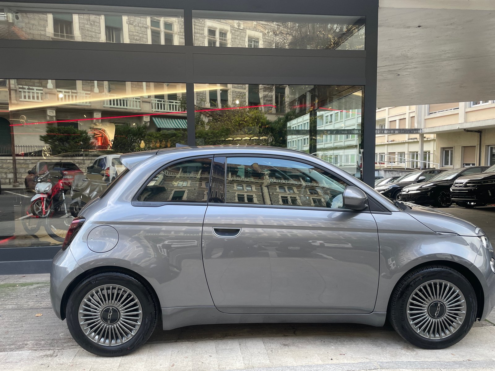 FIAT 500 electric 87 kW Icon, Électrique, Occasion / Utilisé, Automatique - 3