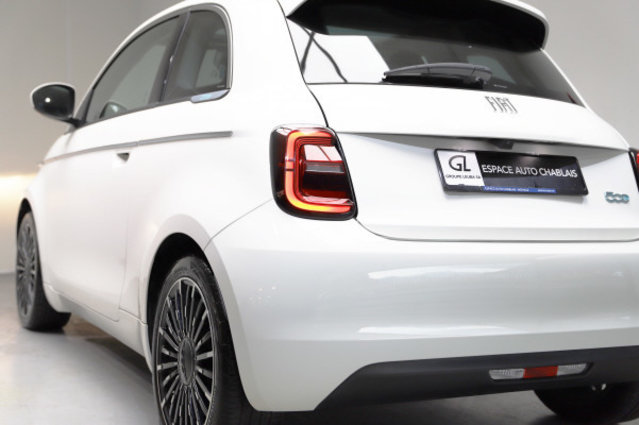 FIAT 500 el 87 kWIcon, Electric, Second hand / Used, Automatic - 4