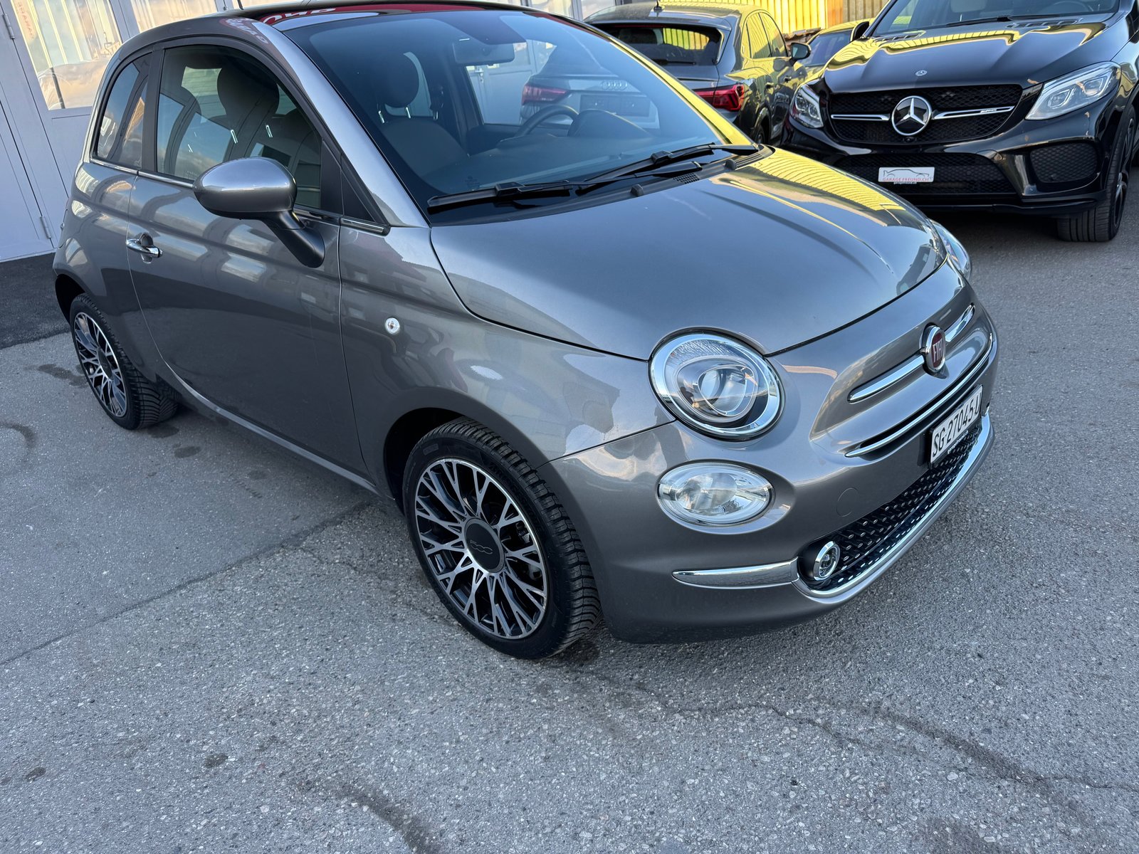 FIAT 500 1.0 N3 MildHybrid Lounge, Mild-Hybrid Benzin/Elektro, Occasion / Gebraucht, Handschaltung - 2