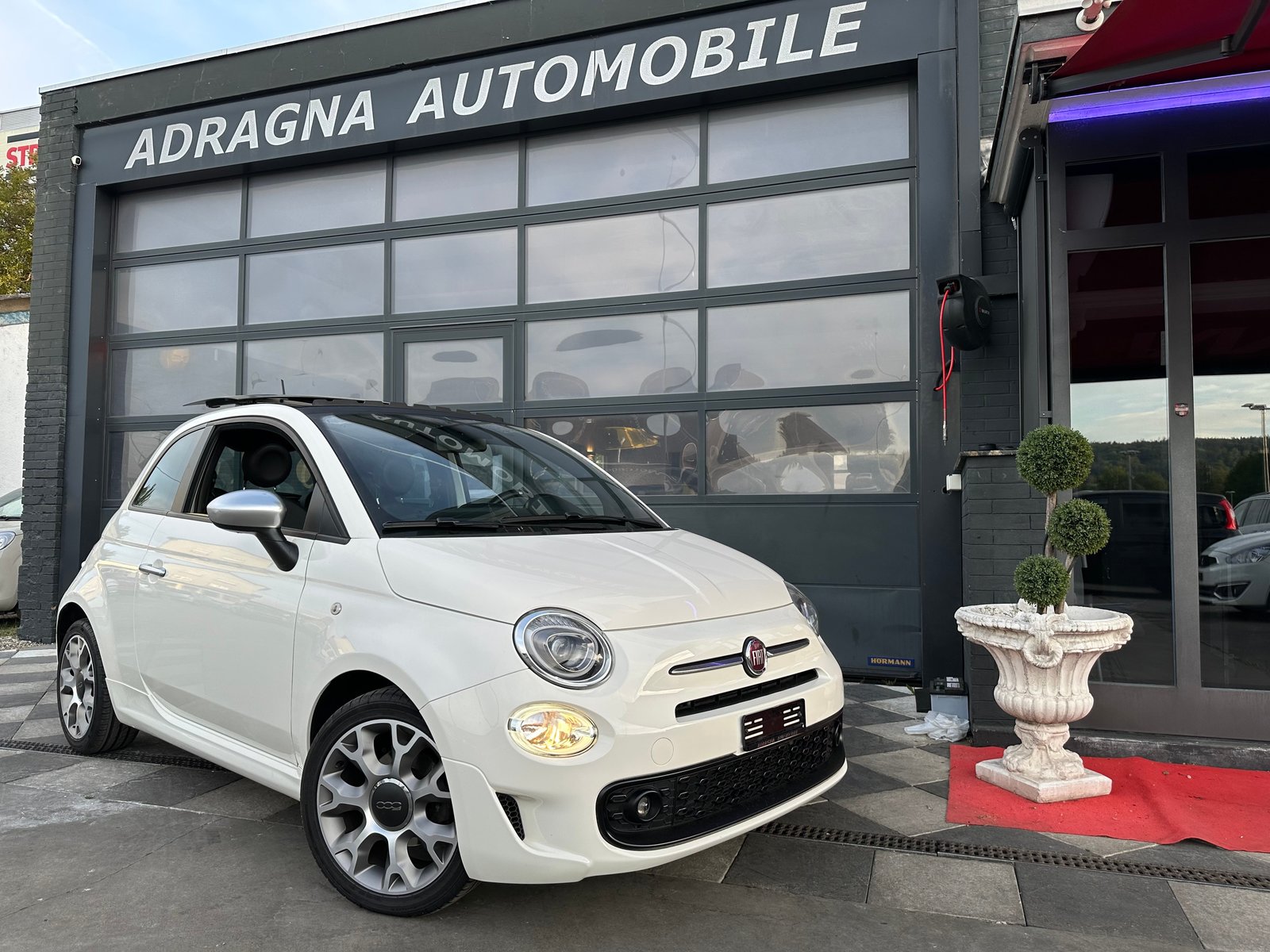 FIAT 500 1.2 Swiss Edition Dualogic, Petrol, Second hand / Used, Automatic - 3