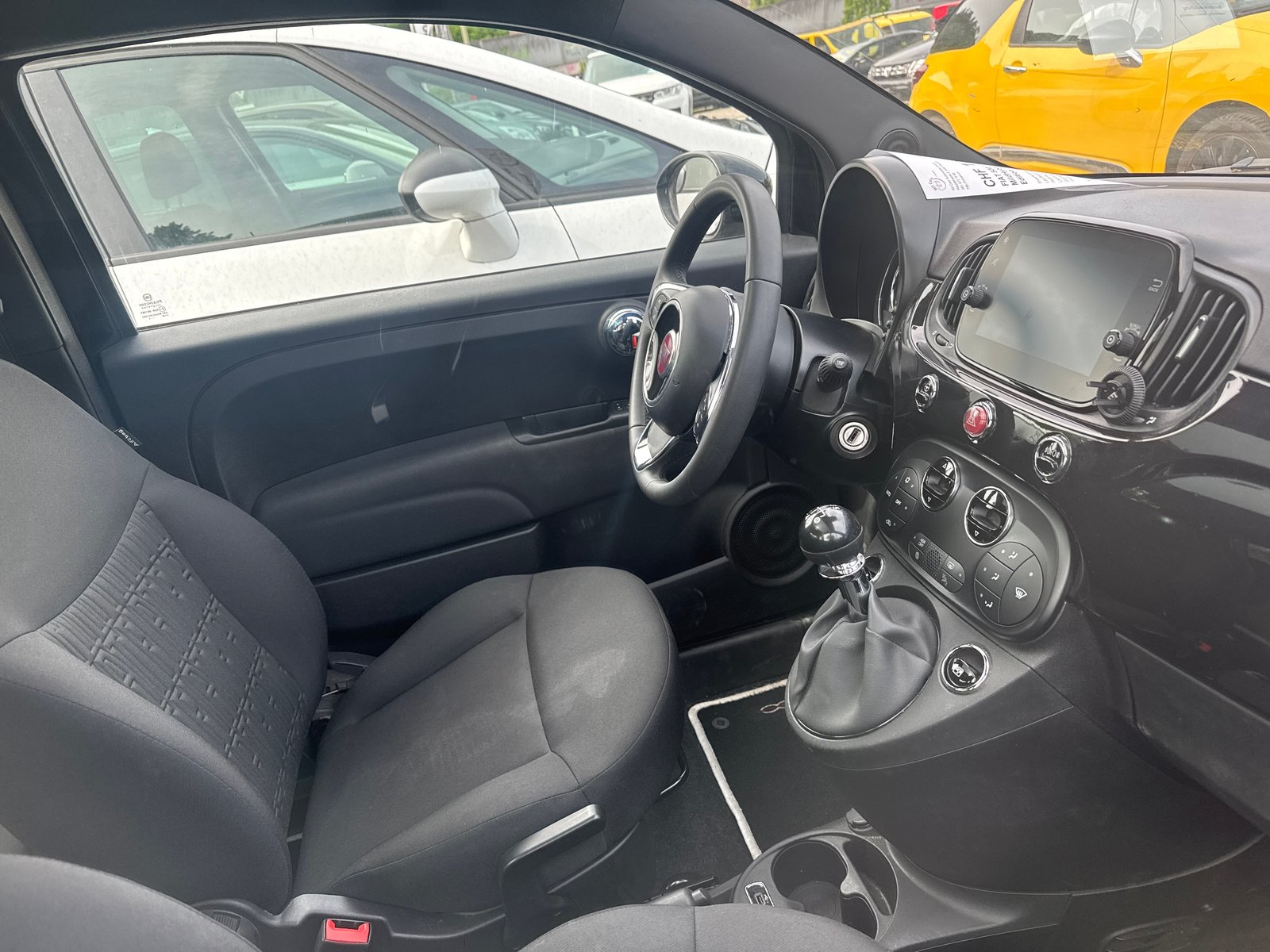 FIAT 500 1.0 N3 MildHybrid Swiss Edition, Mild-Hybrid Benzin/Elektro, Occasion / Gebraucht, Handschaltung - 4