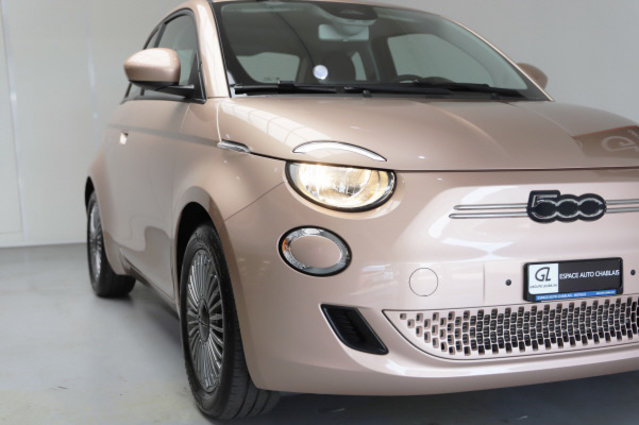 FIAT 500 el 70 kW Cult, Électrique, Occasion / Utilisé, Automatique - 2