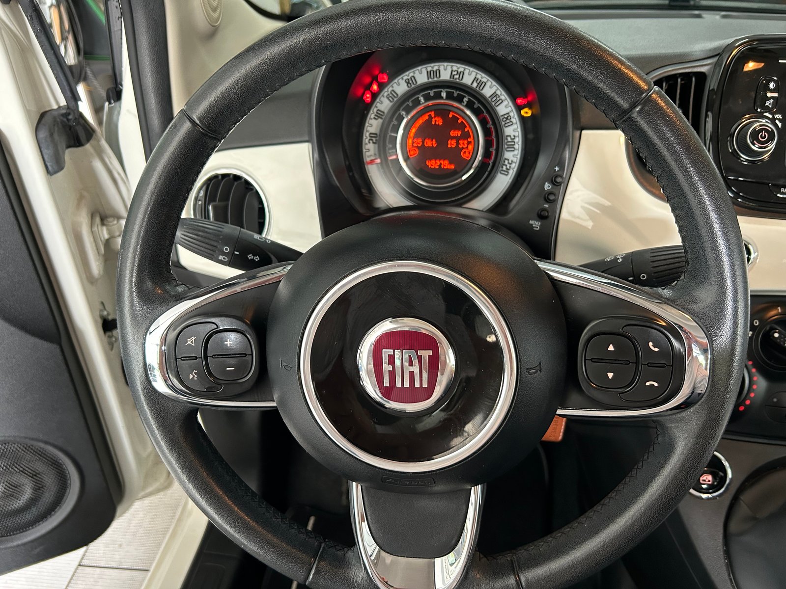 FIAT 500 1.2 Pop, Benzin, Occasion / Gebraucht, Handschaltung - 7