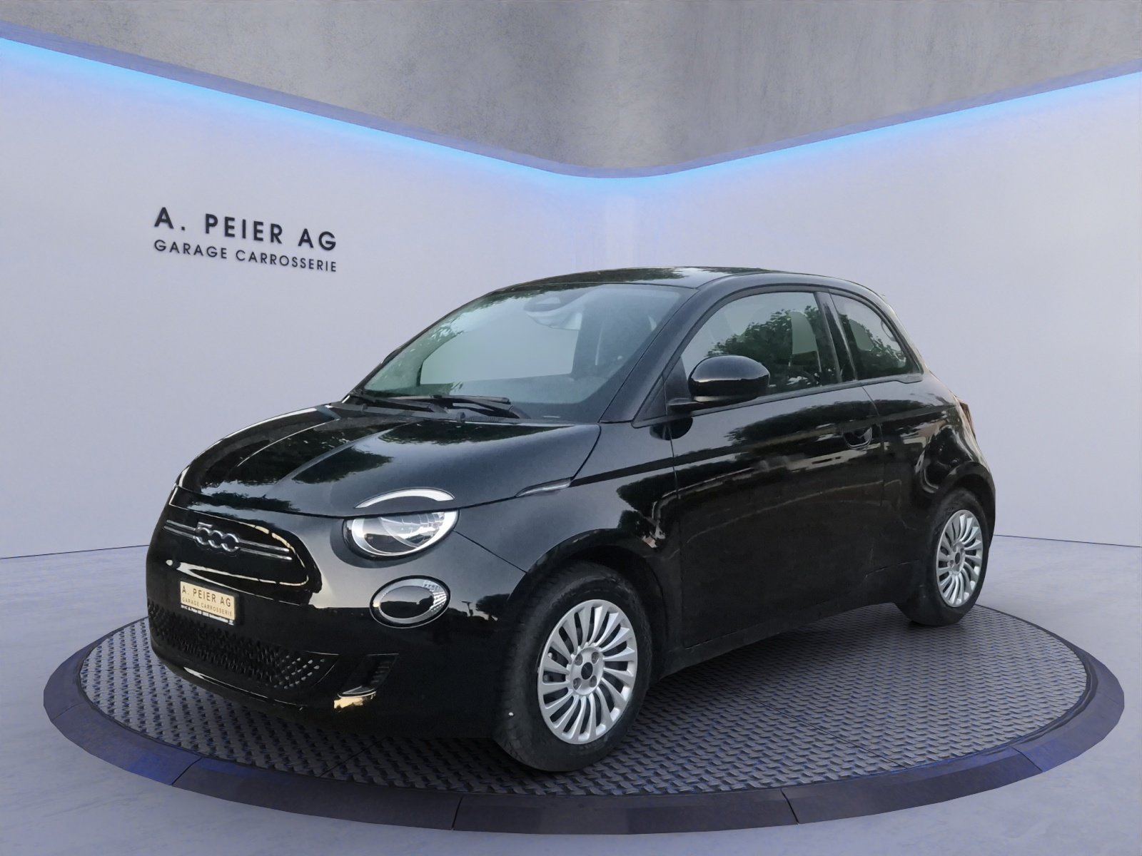 FIAT 500 electric 70 kW Action, Elektro, Occasion / Gebraucht, Automatik - 2