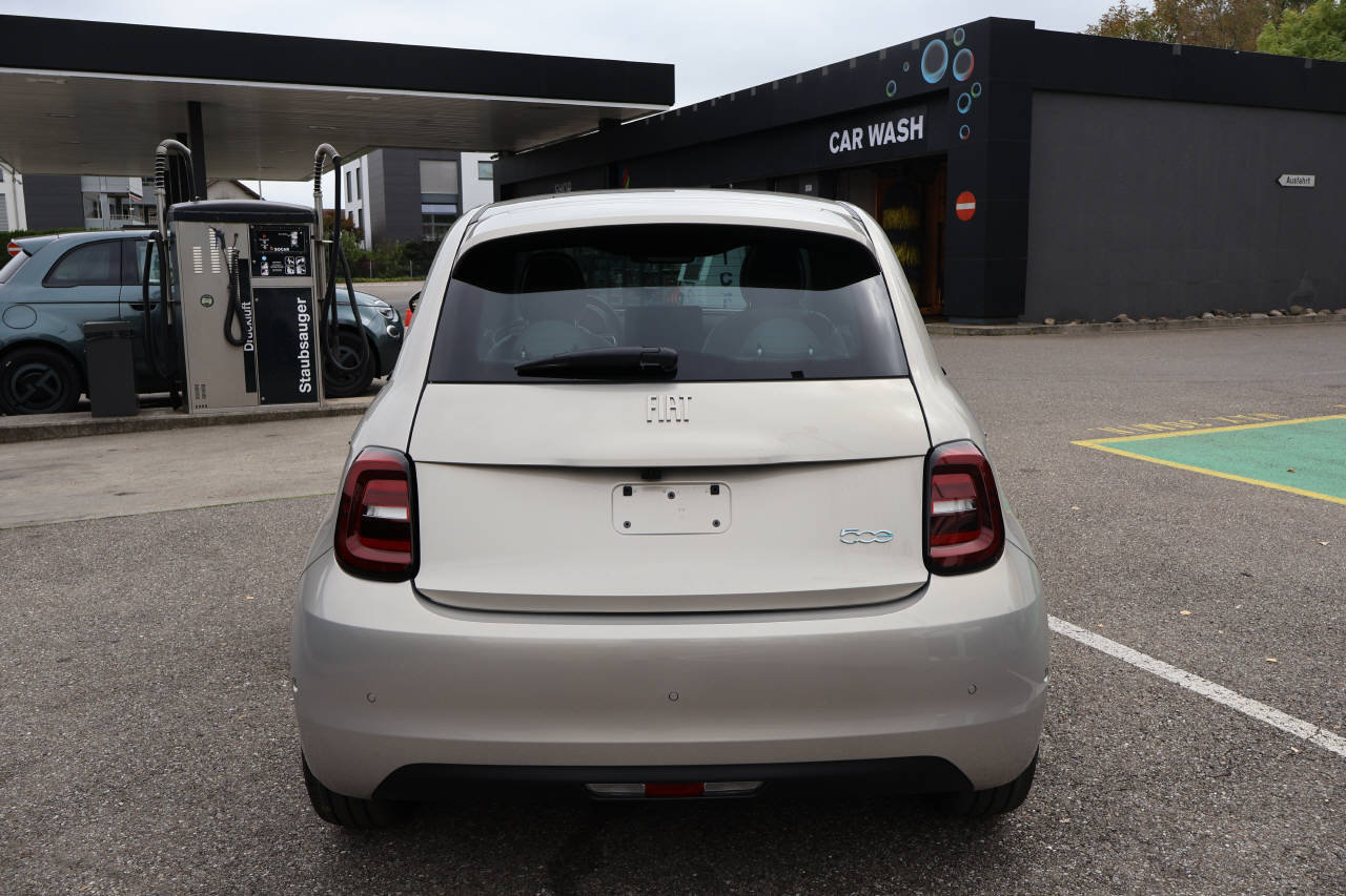 FIAT 500 Armani, Electric, New car, Automatic - 4