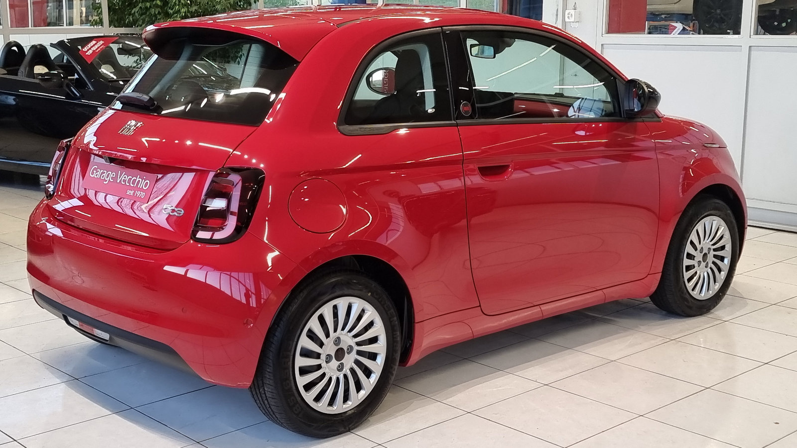 FIAT 500 Red electric 42 KWh 118 PS, Elektro, Neuwagen, Automatik - 6