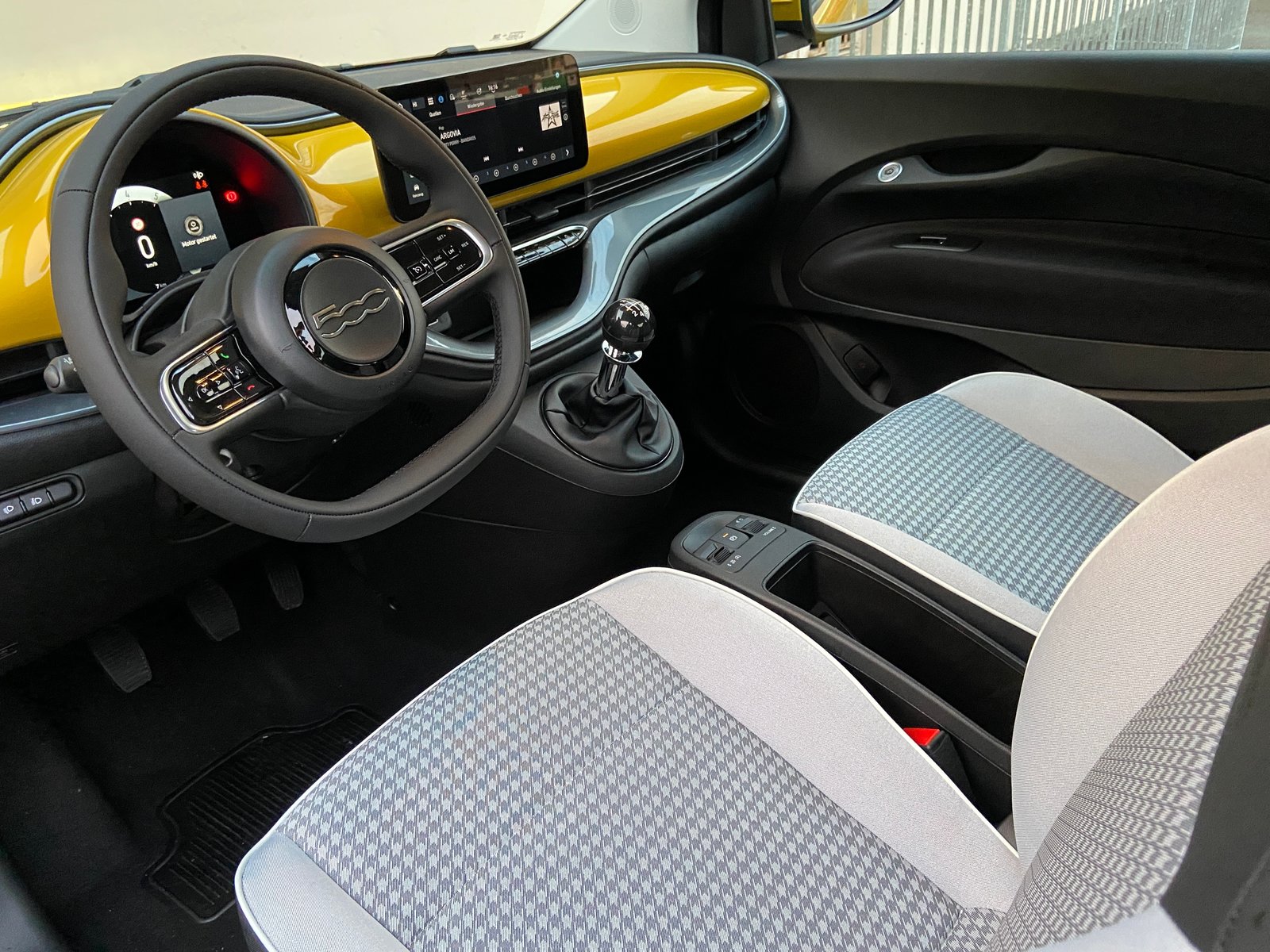 FIAT 500 1.0 FireFly MHD Torino, Benzina, Auto nuove, Manuale - 4