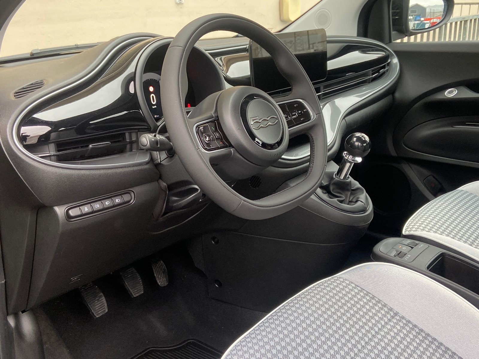 FIAT 500 1.0 FireFly MHD Torino, Benzina, Auto nuove, Manuale - 4