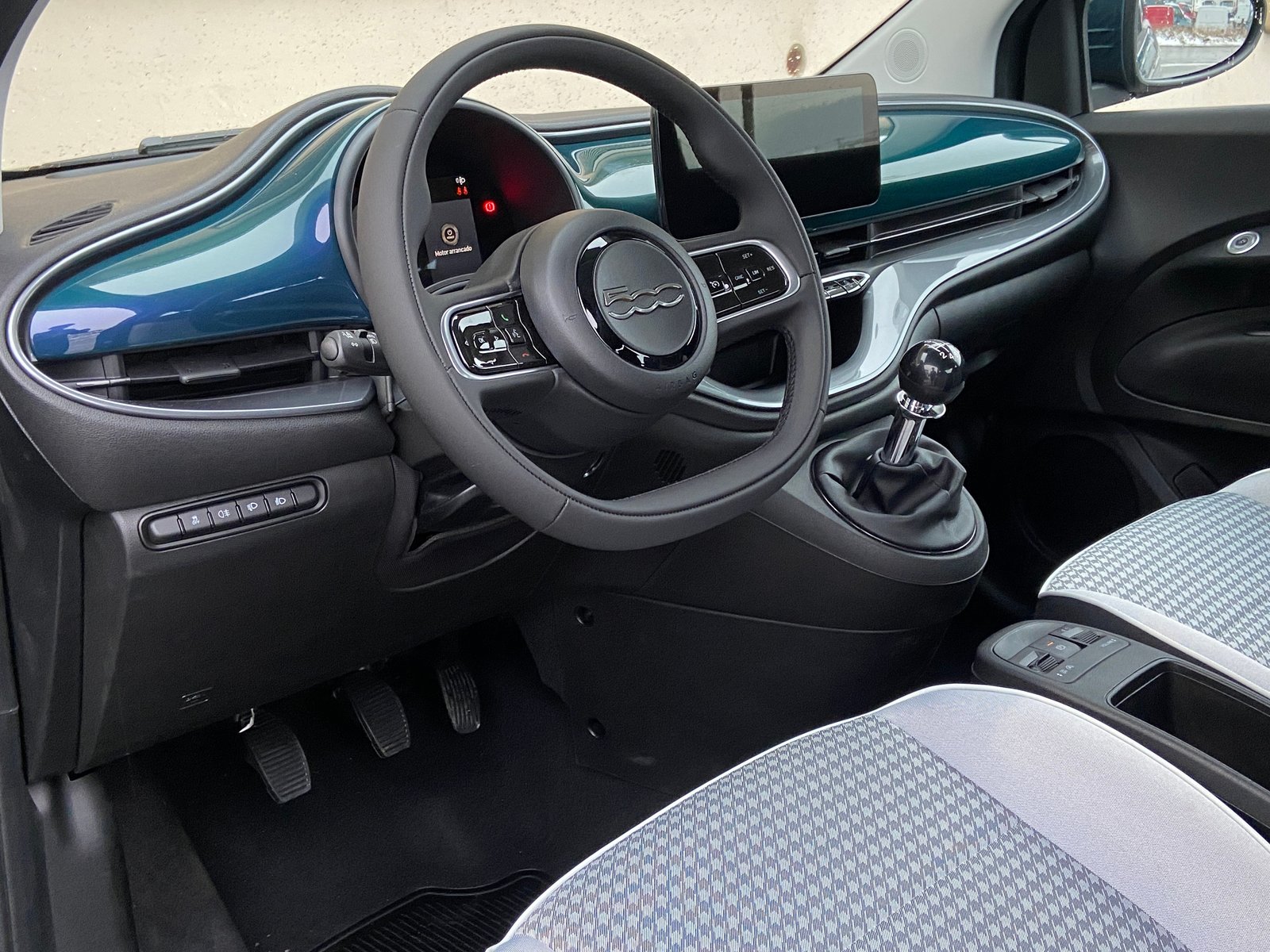 FIAT 500 1.0 FireFly MHD Torino, Essence, Voiture nouvelle, Manuelle - 4