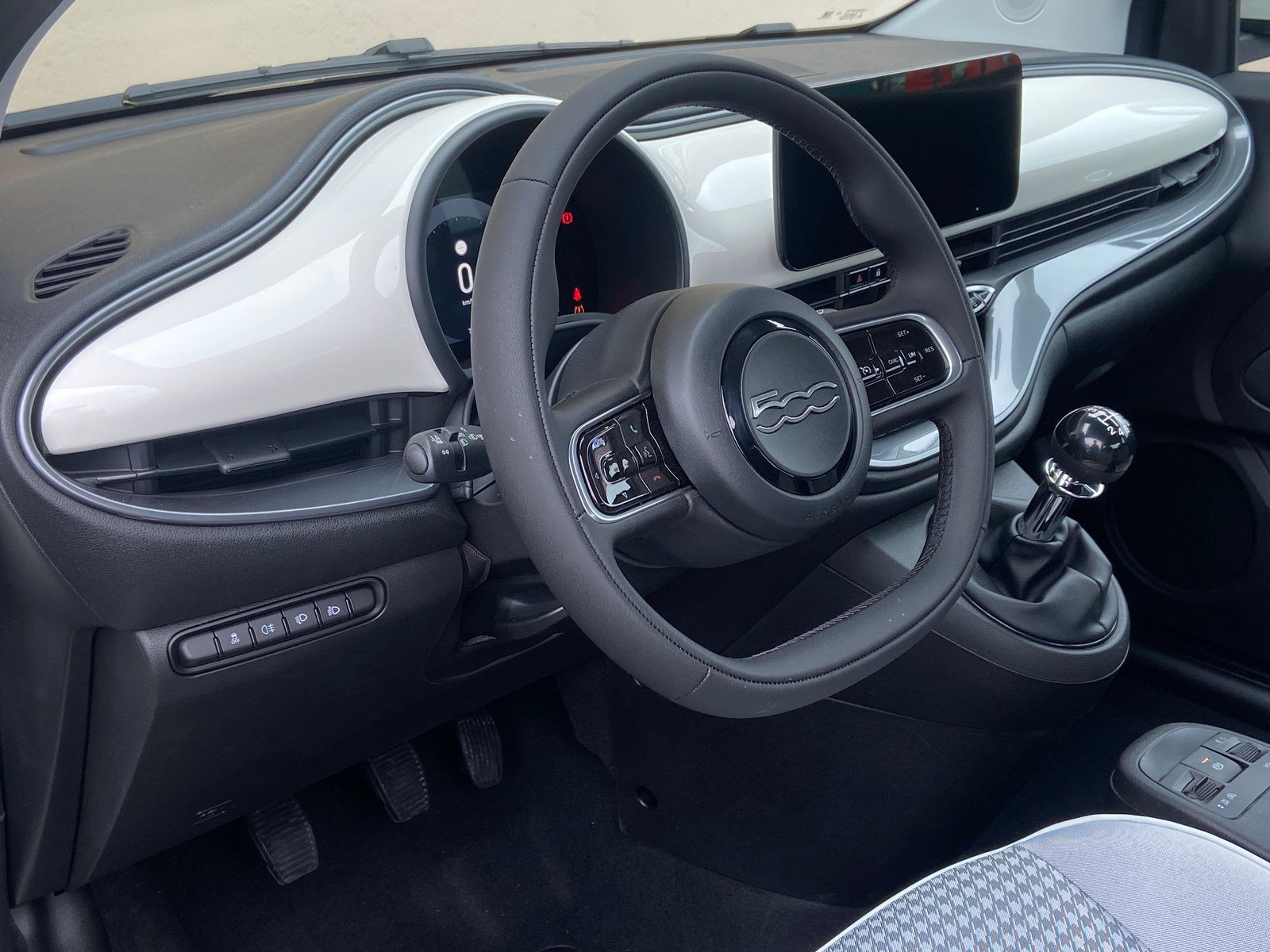 FIAT 500 1.0 FireFly MHD Torino, Petrol, New car, Manual - 5