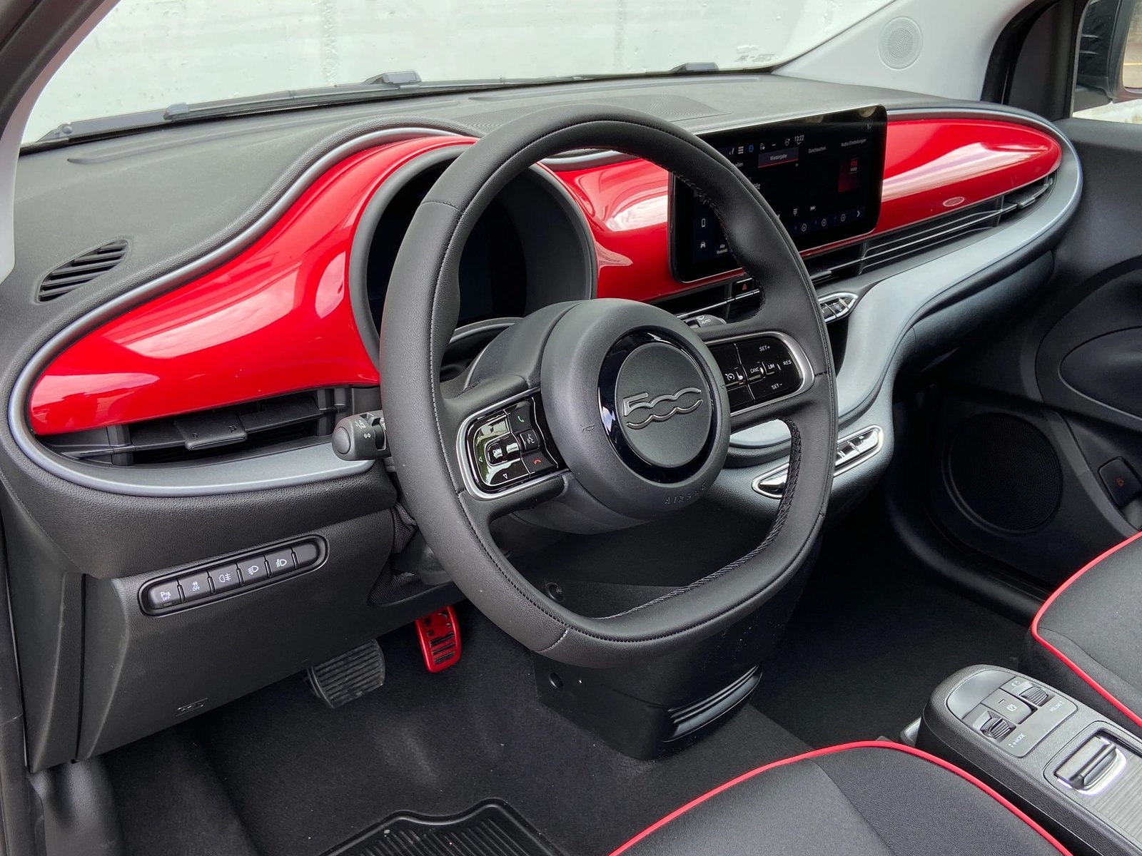 FIAT 500 electric 87 kW Red, Électrique, Voiture nouvelle, Automatique - 6