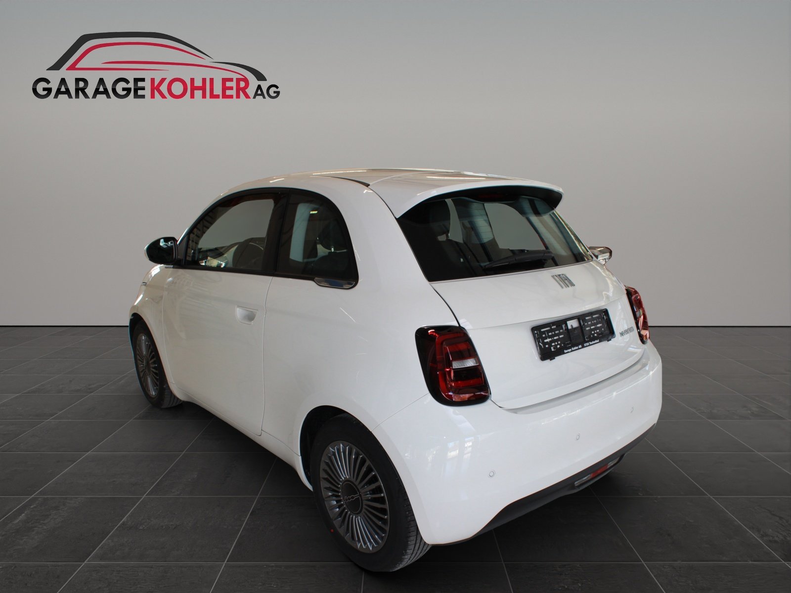 FIAT 500 1.0 FireFly MHD Torino, Mild-Hybrid Petrol/Electric, New car, Manual - 4
