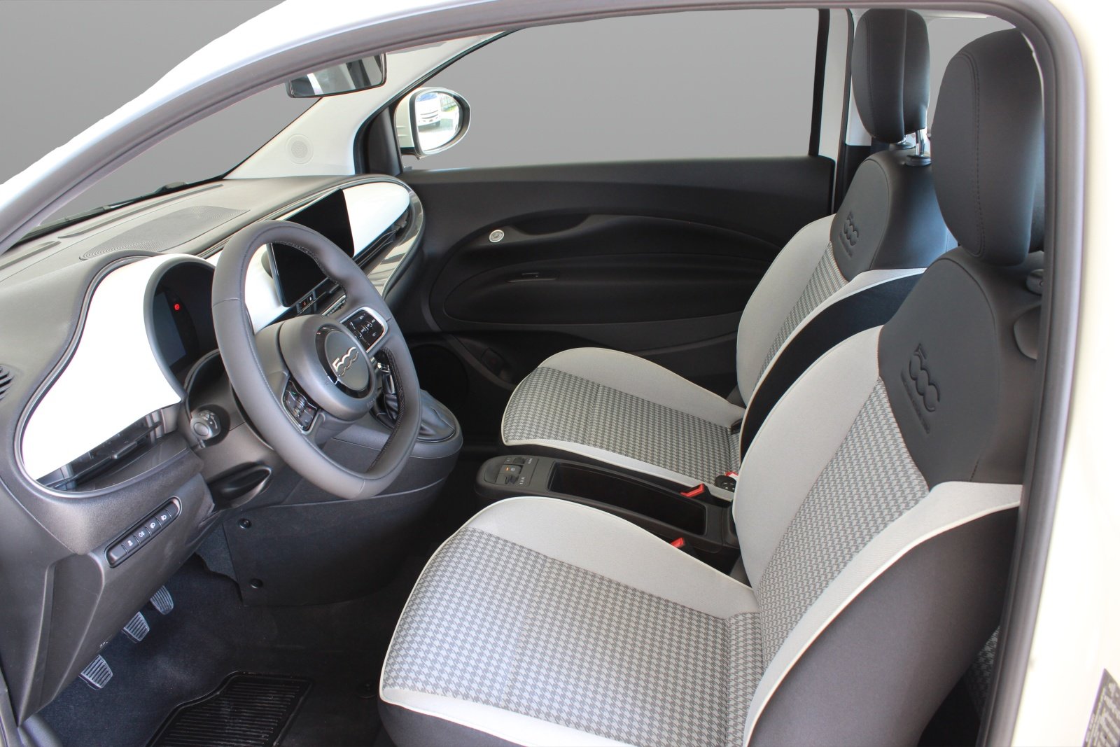 FIAT 500 1.0 FireFly MHD Torino, Mild-Hybrid Petrol/Electric, New car, Manual - 7