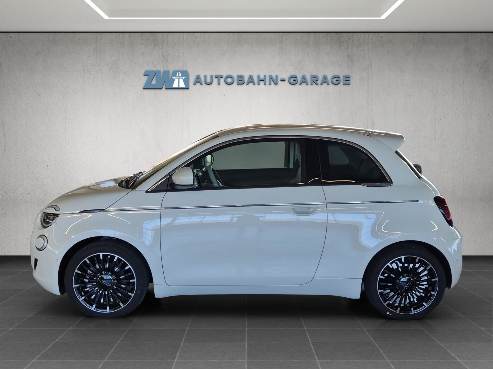 FIAT 500 La Prima, Électrique, Voiture nouvelle, Automatique - 2