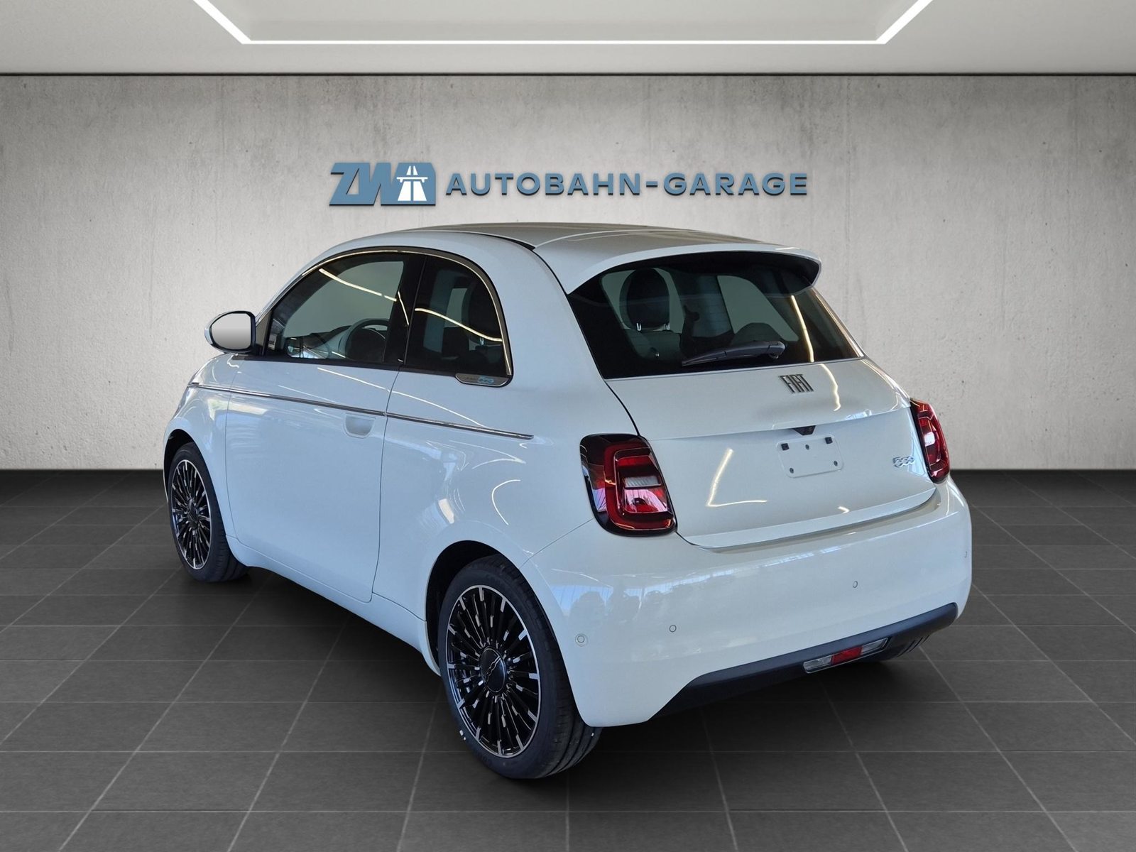 FIAT 500 La Prima, Électrique, Voiture nouvelle, Automatique - 3