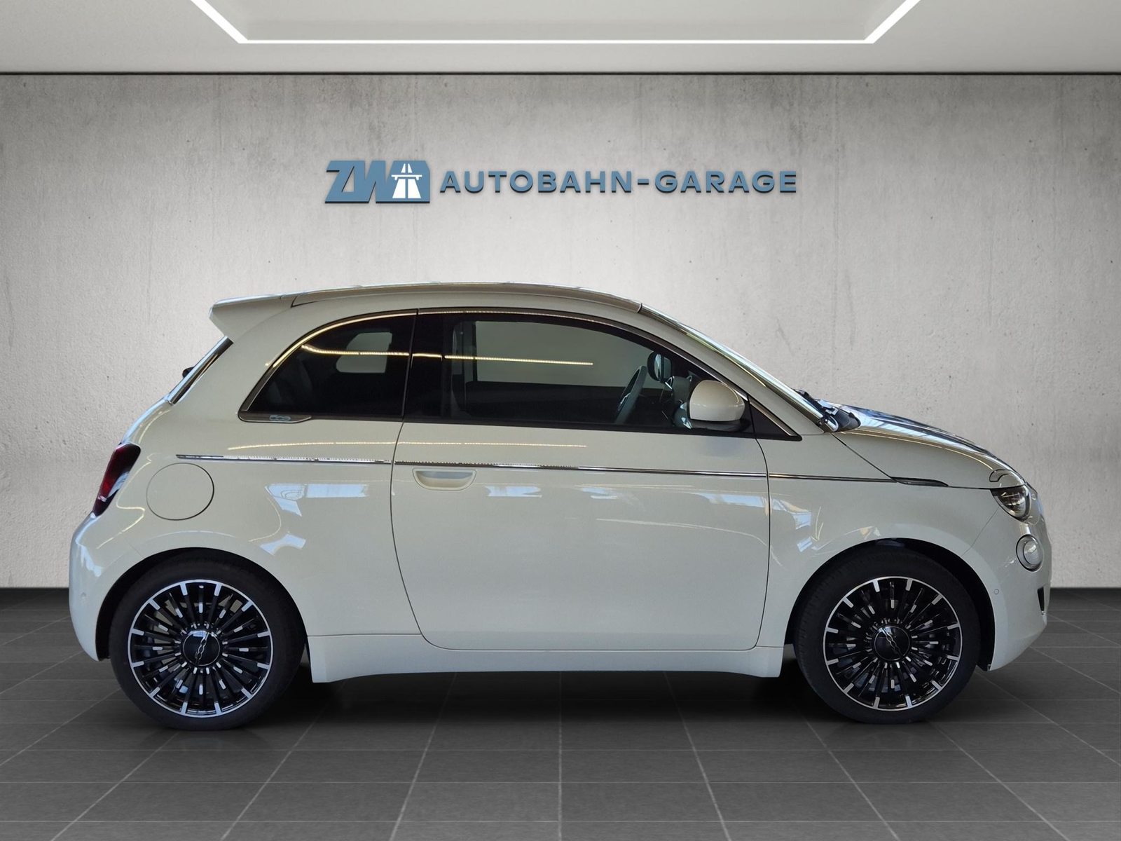 FIAT 500 La Prima, Électrique, Voiture nouvelle, Automatique - 6