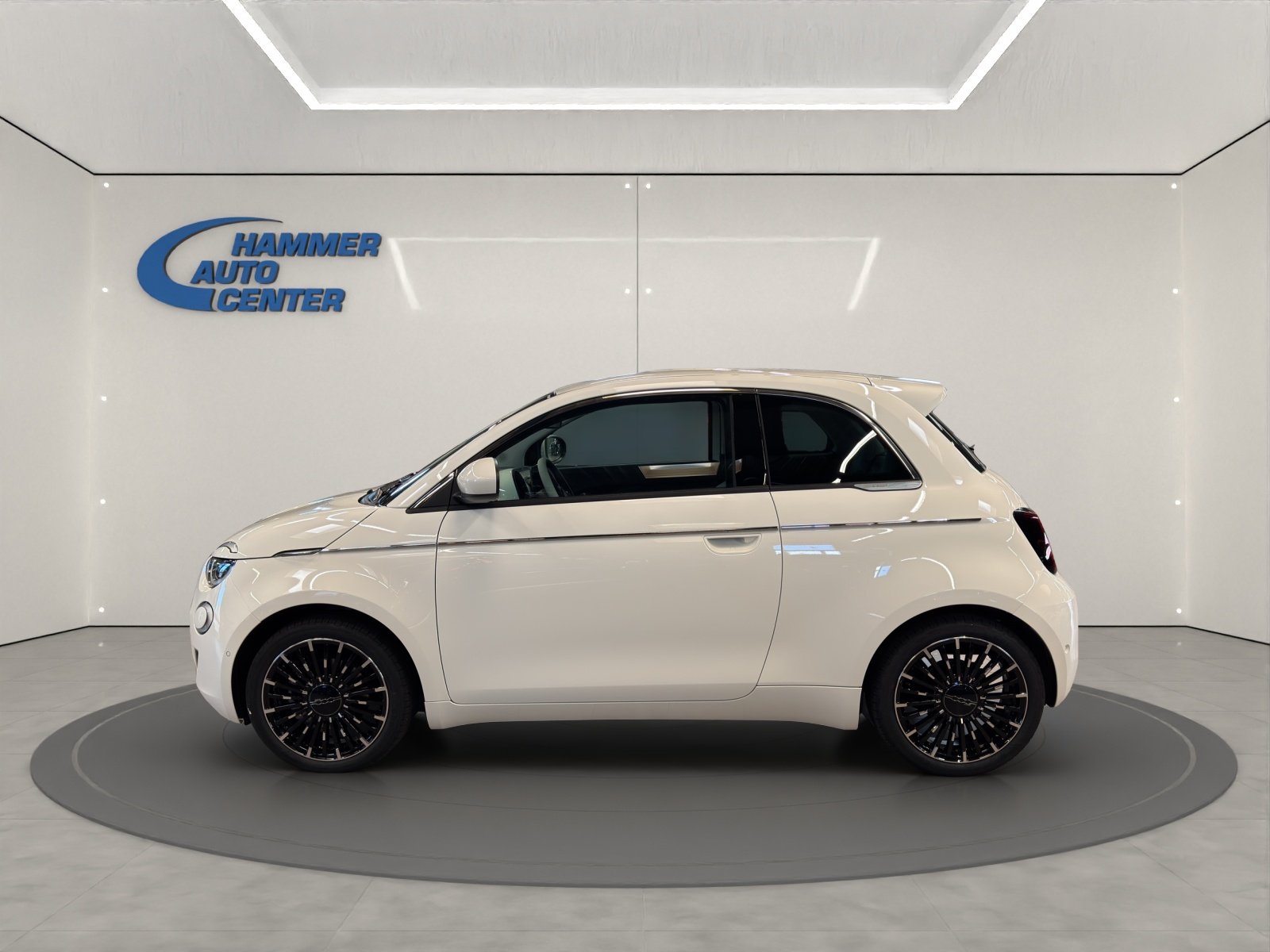 FIAT 500 La Prima, Electric, New car, Automatic - 2