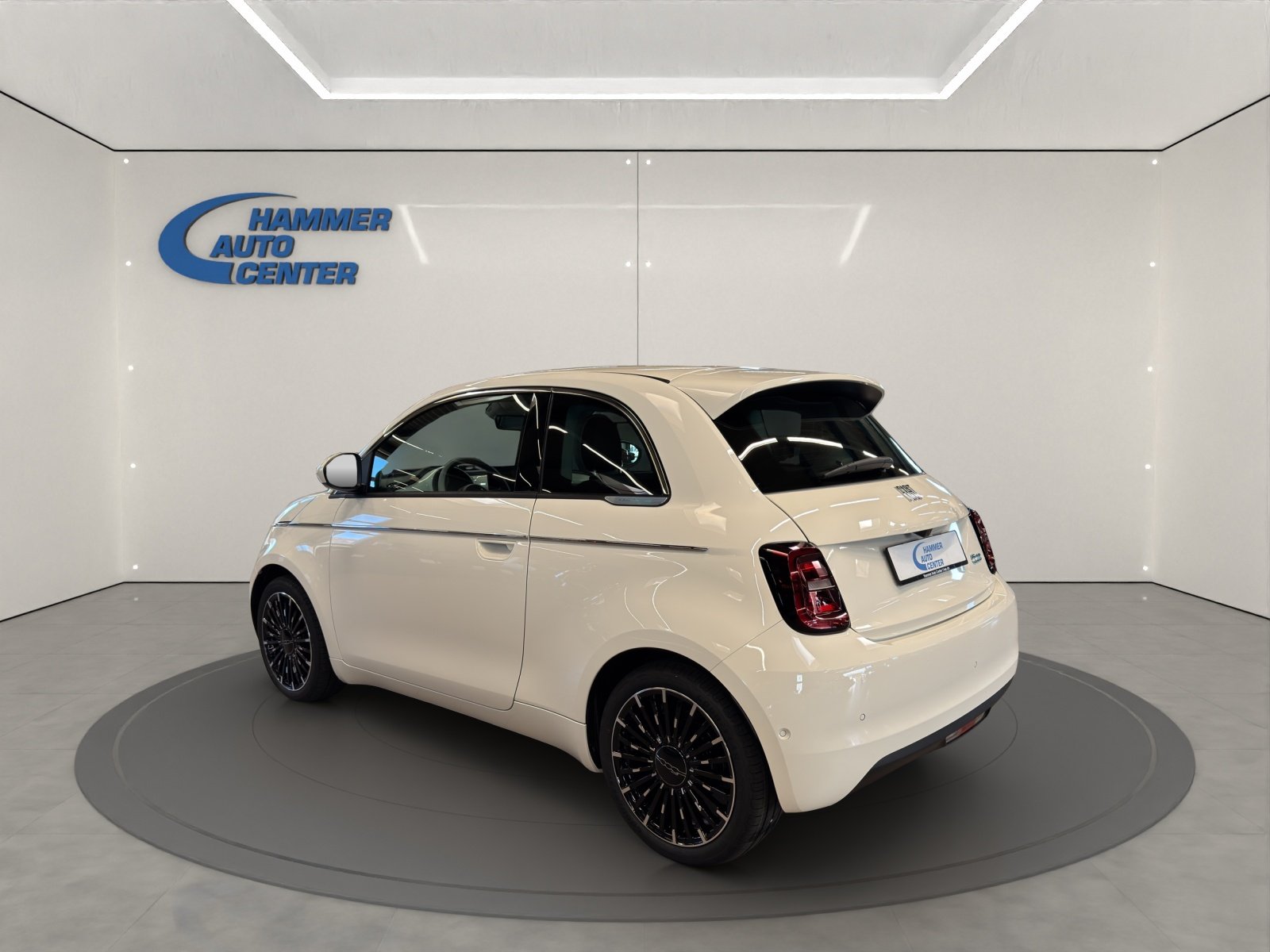 FIAT 500 La Prima, Electric, New car, Automatic - 3
