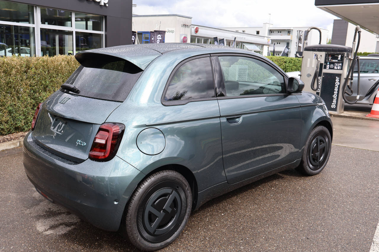 FIAT 500 Armani, Elettrica, Auto nuove, Automatico - 3