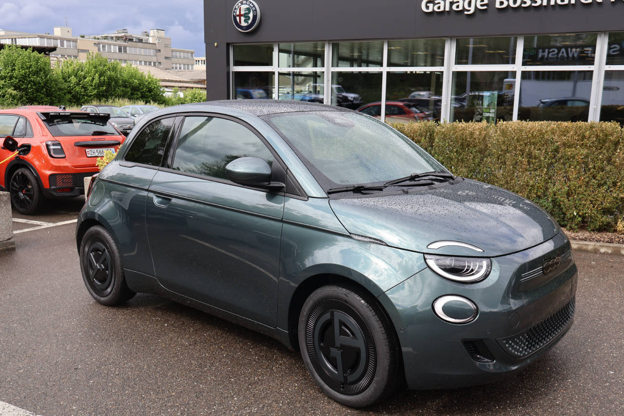 FIAT 500 Armani, Électrique, Voiture nouvelle, Automatique - 2