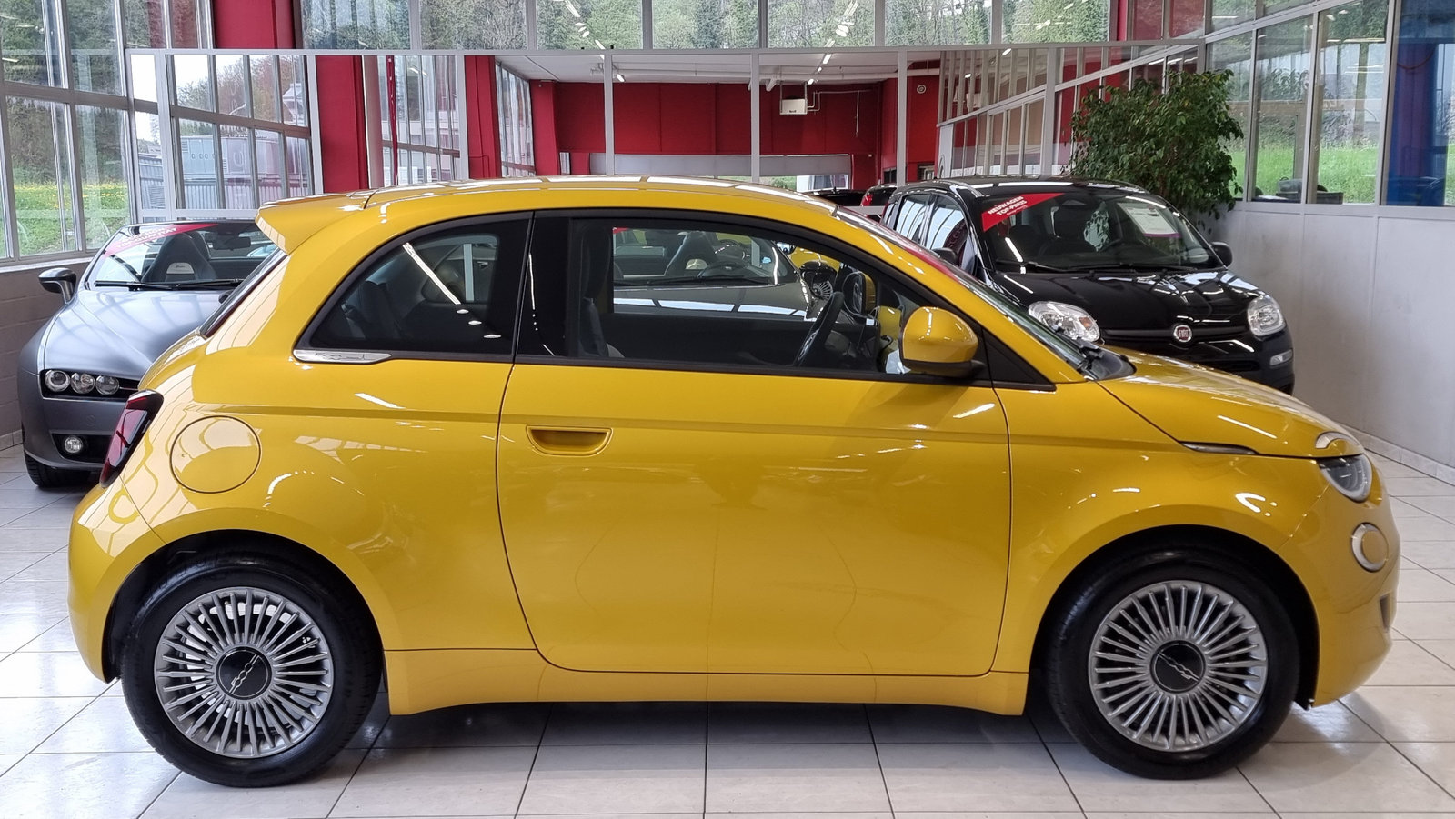 FIAT 500 1.0 Hybrid Torino, Hybride Léger Essence/Électricité, Voiture nouvelle, Manuelle - 6
