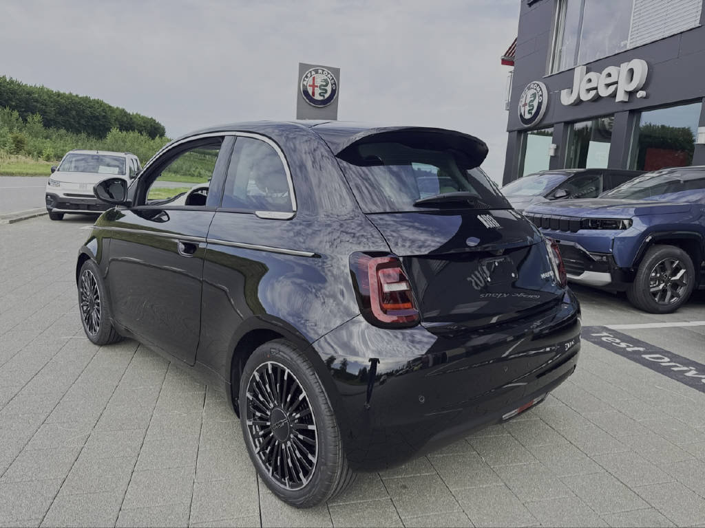 FIAT 500 1.0 Hybrid La Prima, Hybride Léger Essence/Électricité, Voiture nouvelle, Manuelle - 4