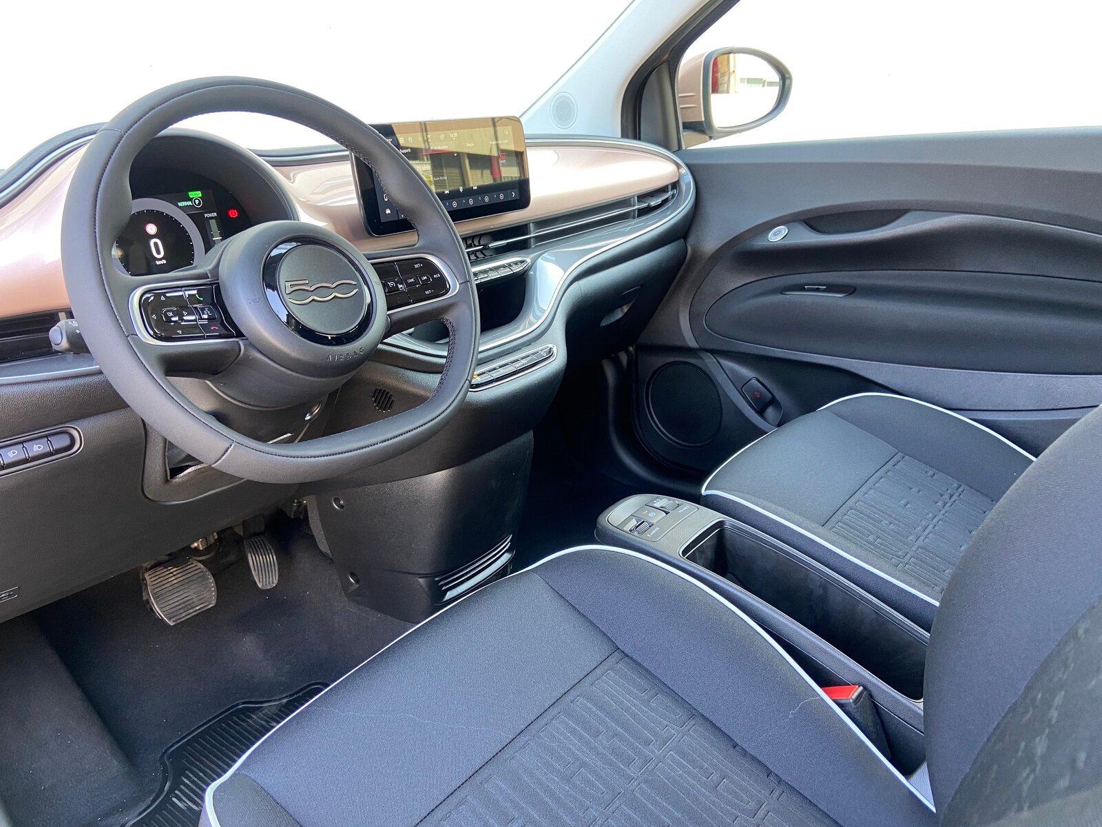 FIAT 500 electric 42kWh Dolce Vita, Elettrica, Auto nuove, Automatico - 5