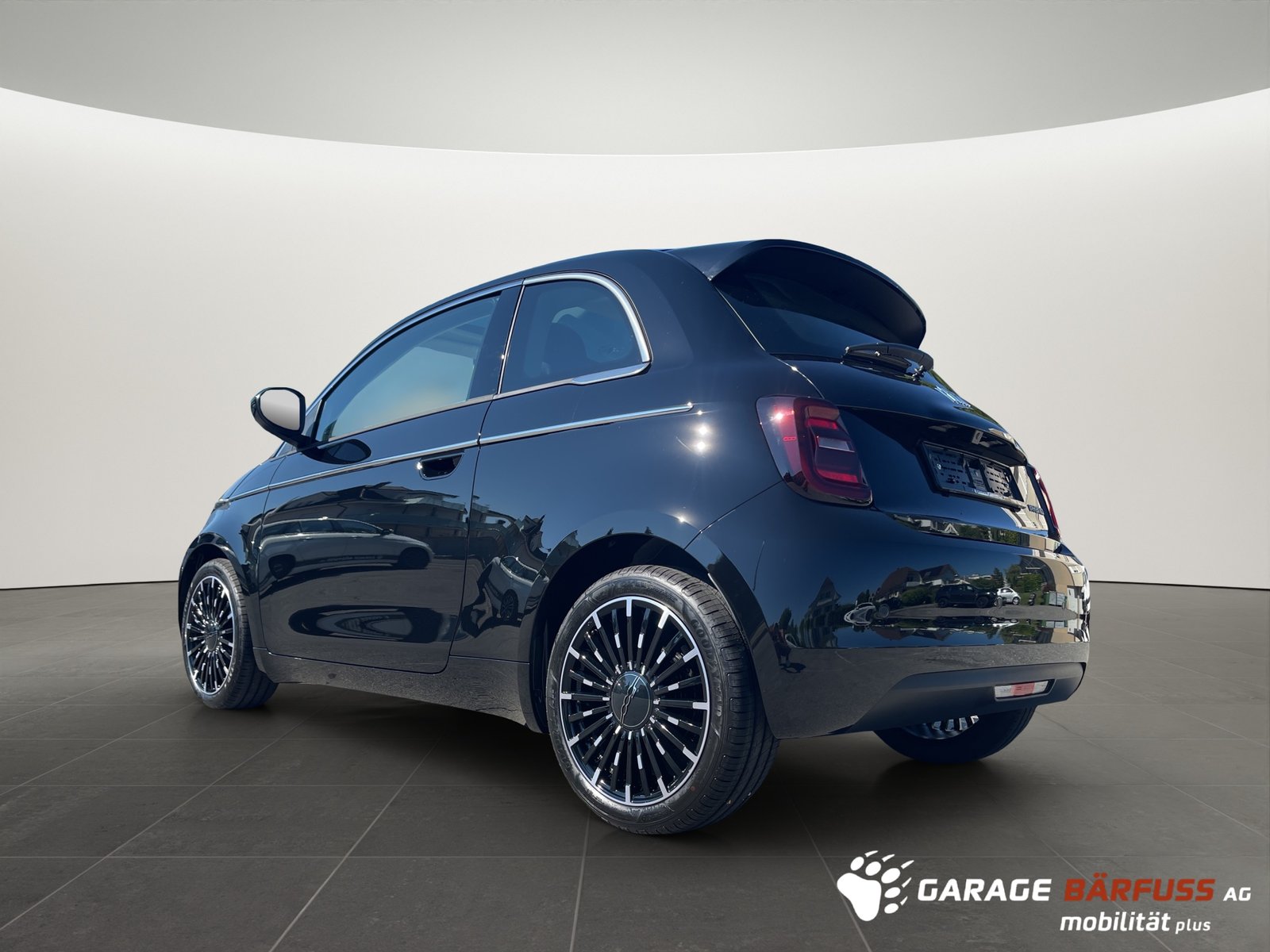 FIAT 500 1.0 Hybrid La Prima, Mild-Hybrid Petrol/Electric, New car, Manual - 3