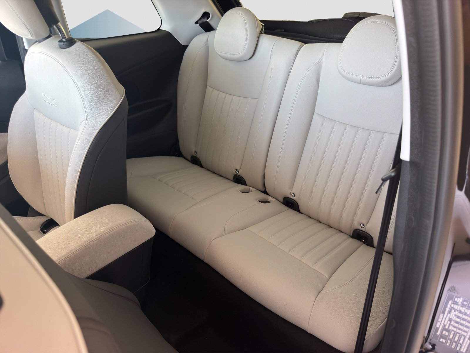 FIAT 500 1.0 Hybrid La Prima, Hybride Léger Essence/Électricité, Voiture nouvelle, Manuelle - 7