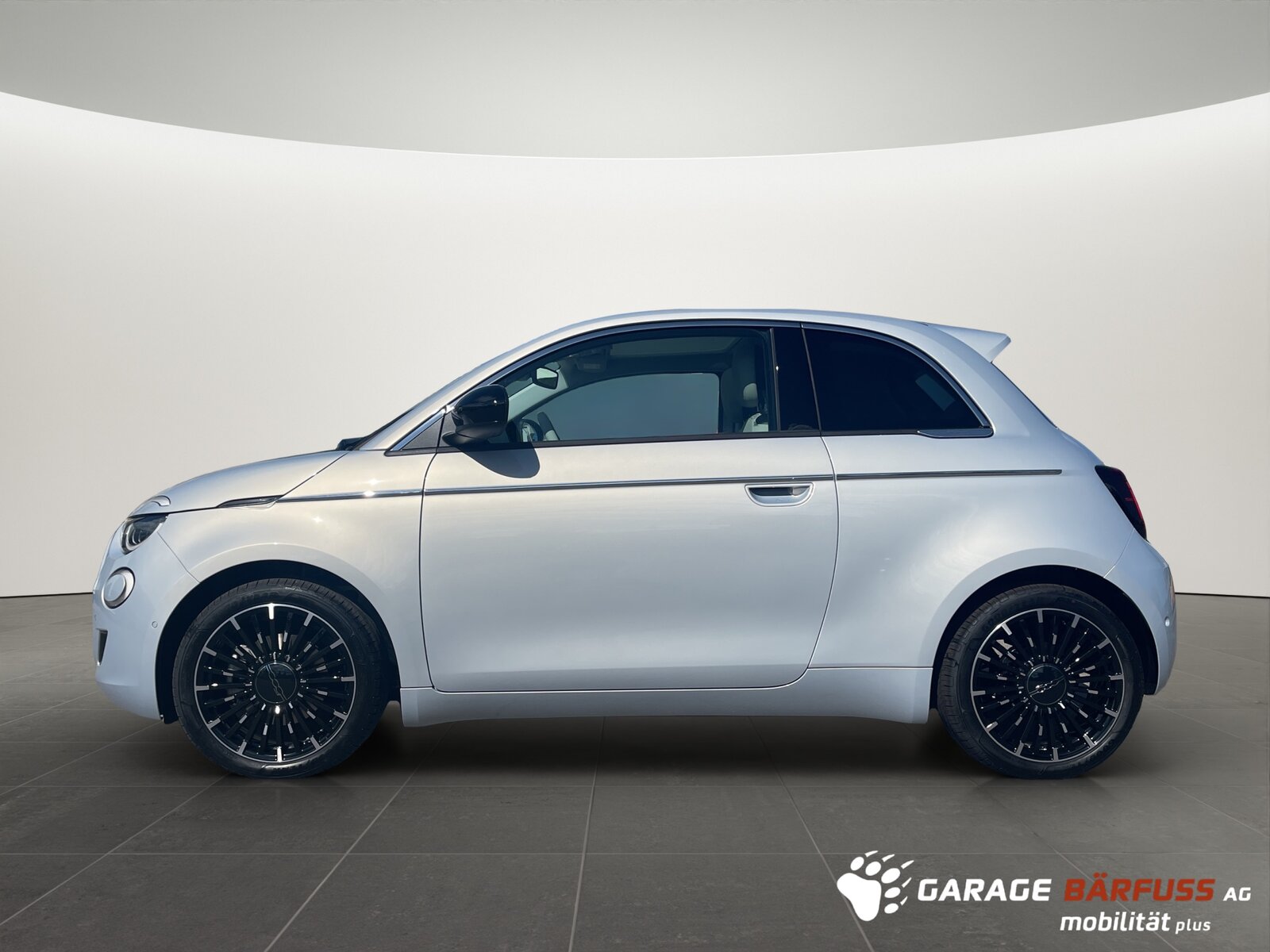 FIAT 500 La Prima 3+1, Electric, New car, Automatic - 2
