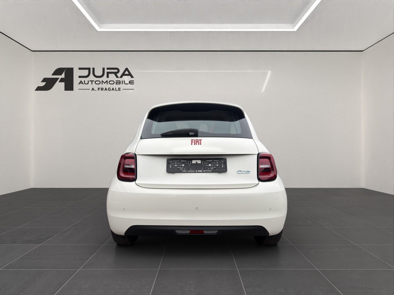 FIAT 500 Red, Électrique, Occasion / Utilisé, Automatique - 6