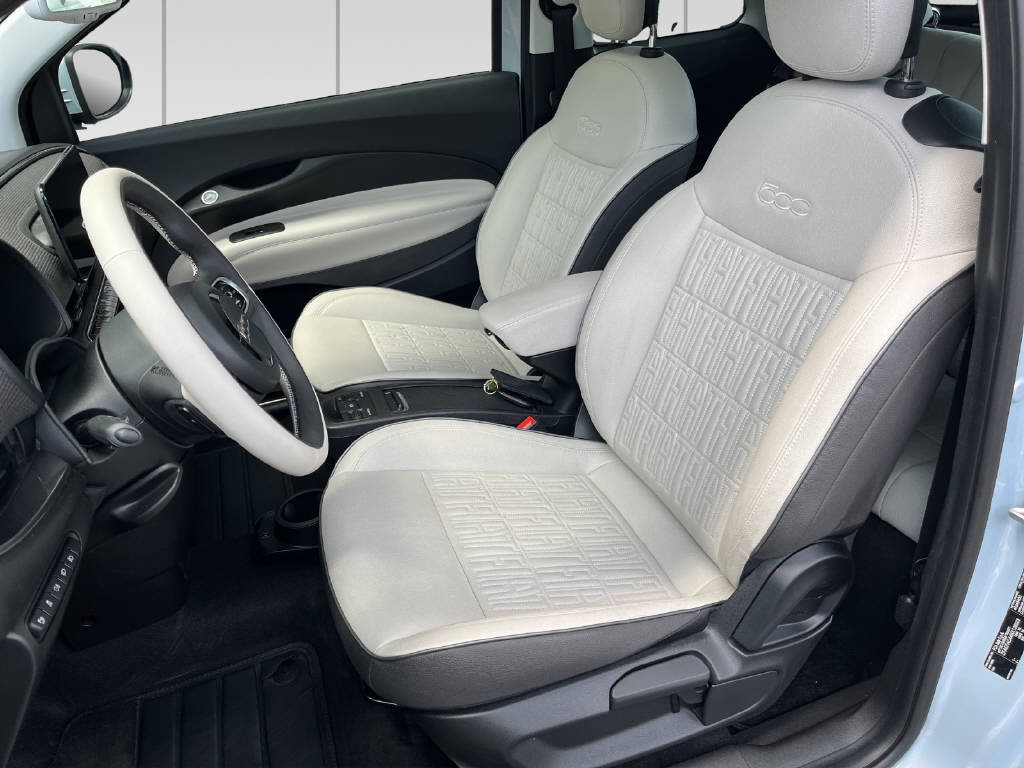 FIAT 500 La Prima by Bocelli, Elektro, Occasion / Gebraucht, Automatik - 4