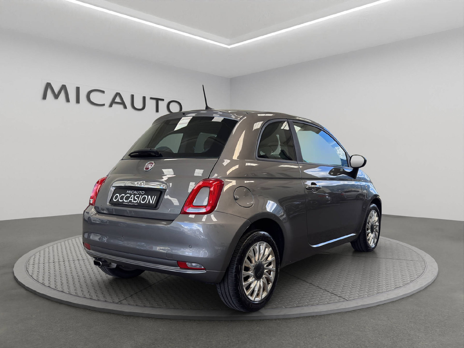 FIAT 500 1.2 Lounge Dual., Petrol, Second hand / Used, Automatic - 2