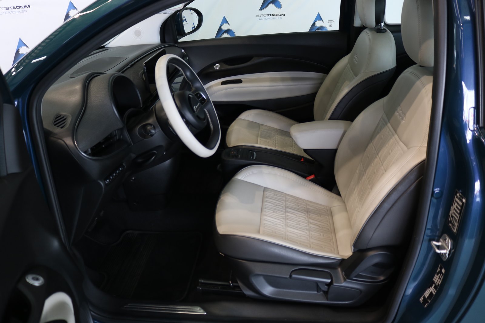 FIAT 500 electric 87 kW La Prima, Électrique, Occasion / Utilisé, Automatique - 3