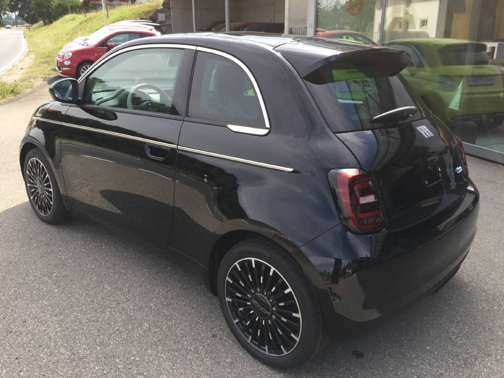 FIAT 500 BEV La Prima by Bocelli Top, Électrique, Occasion / Utilisé, Automatique - 4