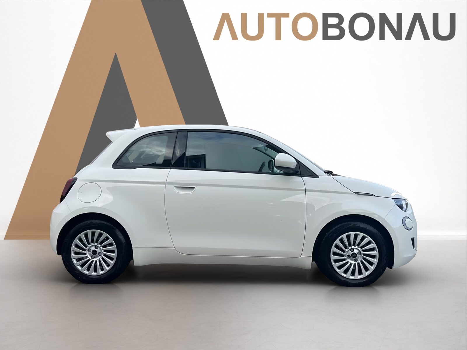 FIAT 500 Electric Cult 320KM, Électrique, Occasion / Utilisé, Automatique - 6