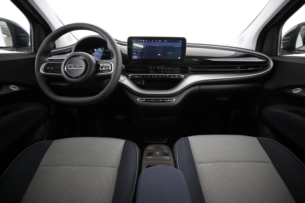 FIAT 500 Icon, Électrique, Occasion / Utilisé, Automatique - 6