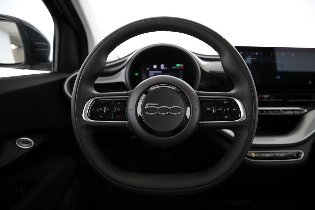 FIAT 500 Icon, Électrique, Occasion / Utilisé, Automatique - 7