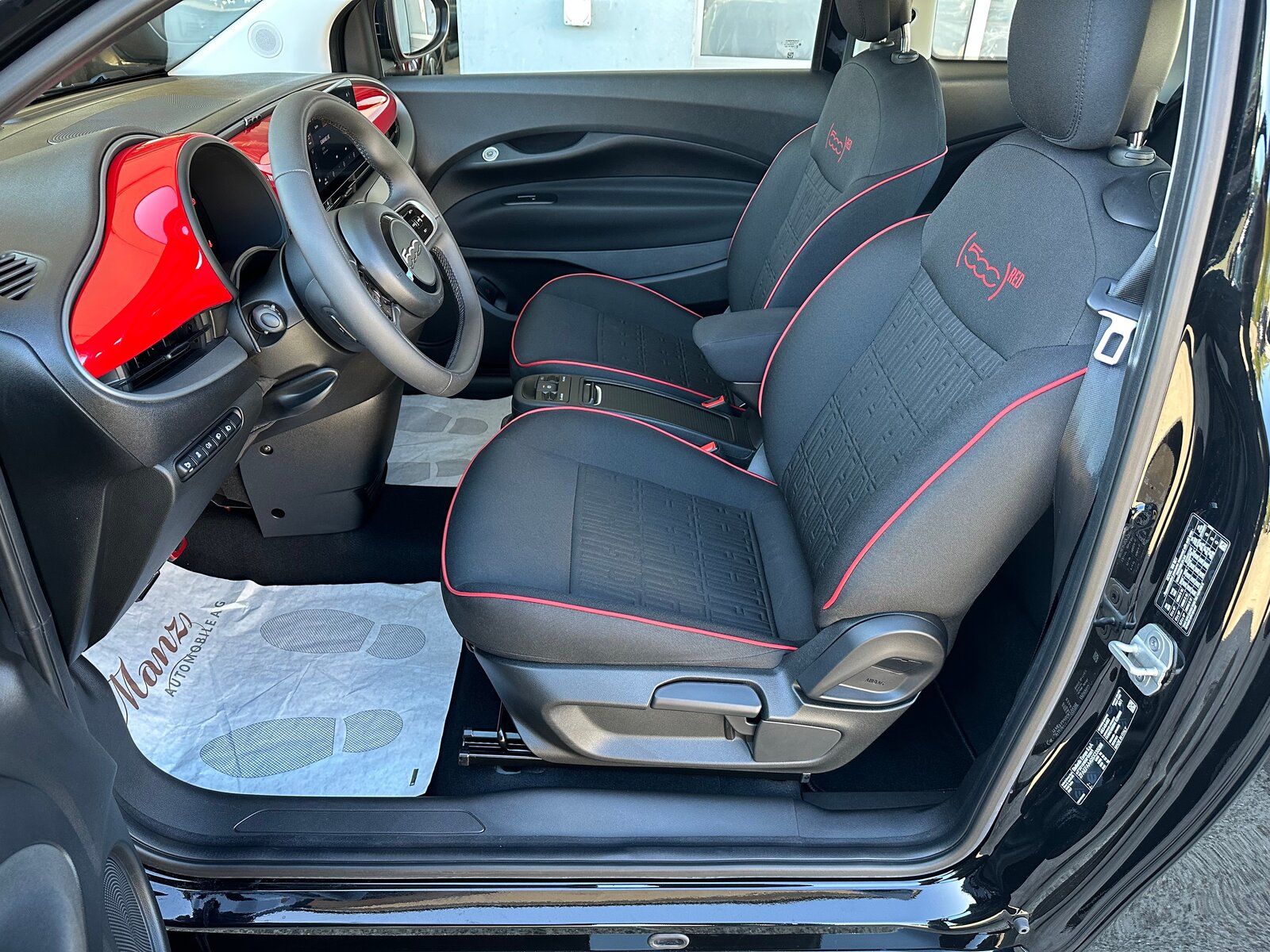 FIAT 500 electric 118PS Red Swiss Edition Automat **3Jahre H, Électrique, Occasion / Utilisé, Automatique - 6