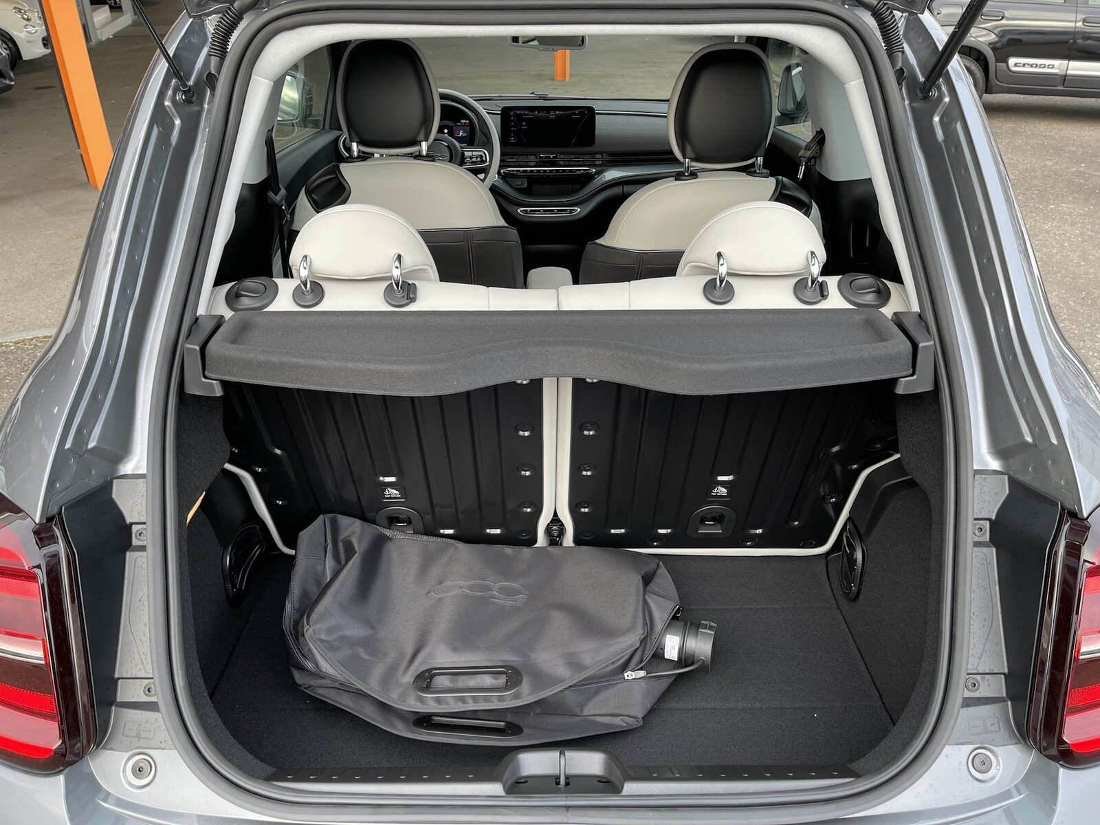 FIAT 500 La Prima 3+1, Elektro, Occasion / Gebraucht, Automatik - 7