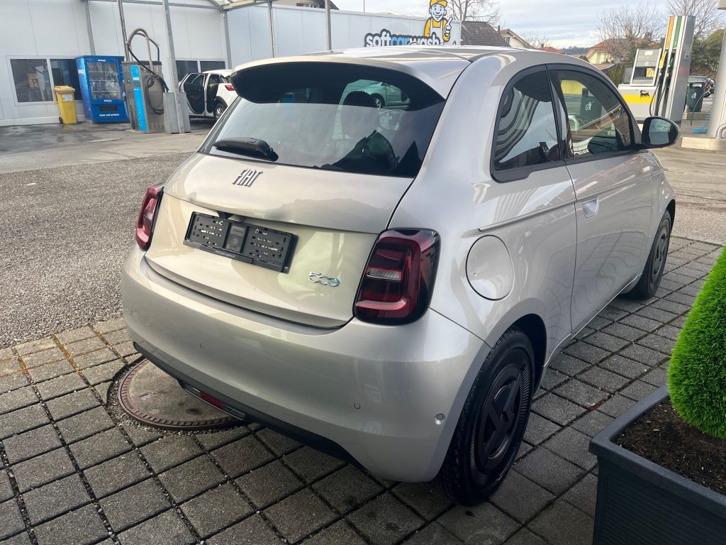 FIAT 500 Armani, Électrique, Occasion / Utilisé, Automatique - 5