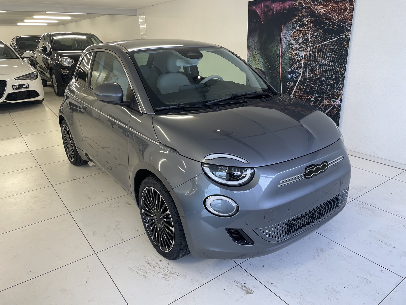 FIAT 500e La Prima, Electric, Ex-demonstrator, Automatic - 2