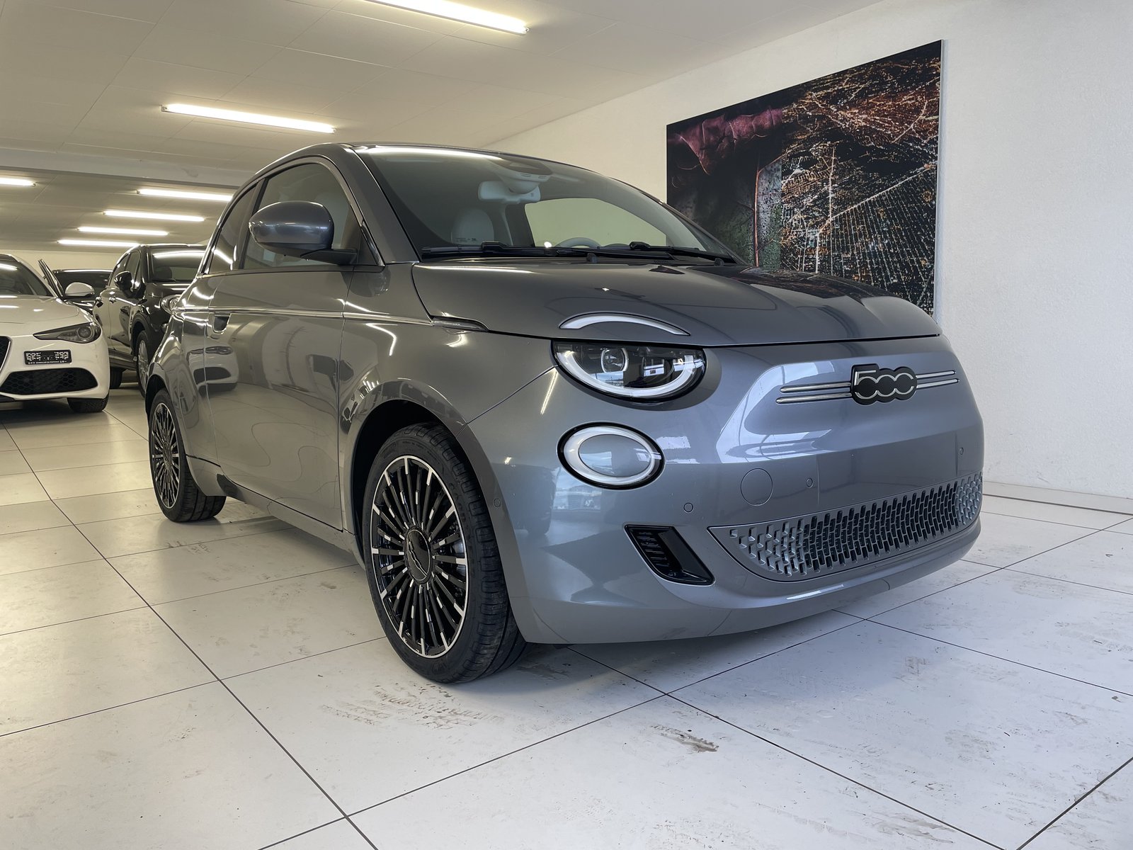 FIAT 500e La Prima, Electric, Ex-demonstrator, Automatic - 3