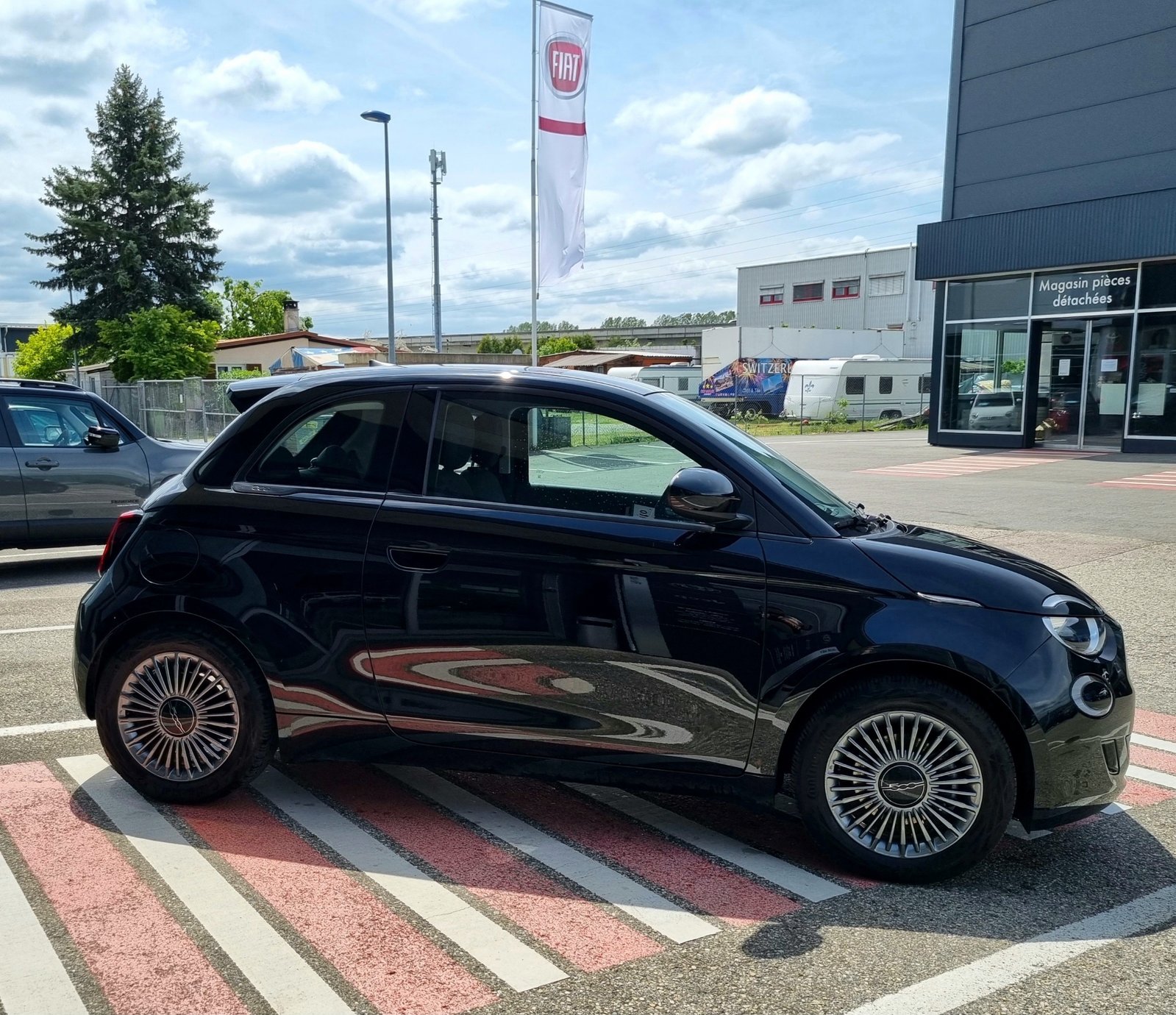 FIAT 500e Icon, Elektro, Vorführwagen, Automatik - 2