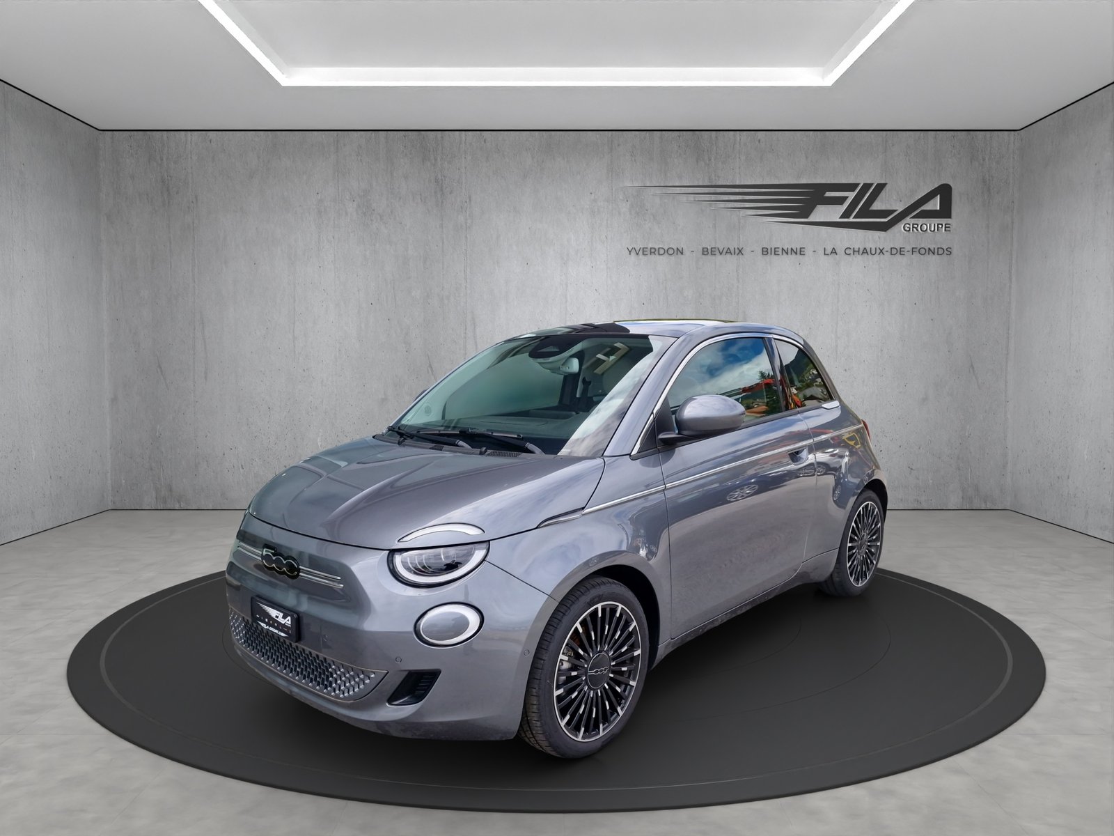 FIAT 500e La Prima by Bocelli Top