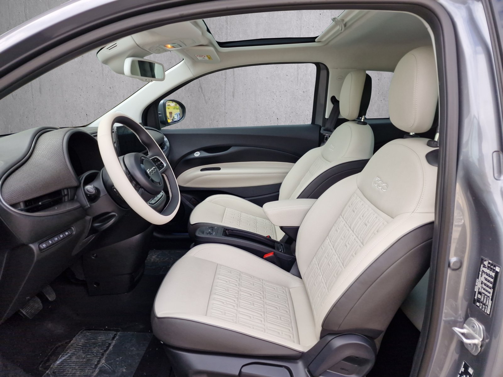 FIAT 500e La Prima by Bocelli Top, Electric, Ex-demonstrator, Automatic - 7