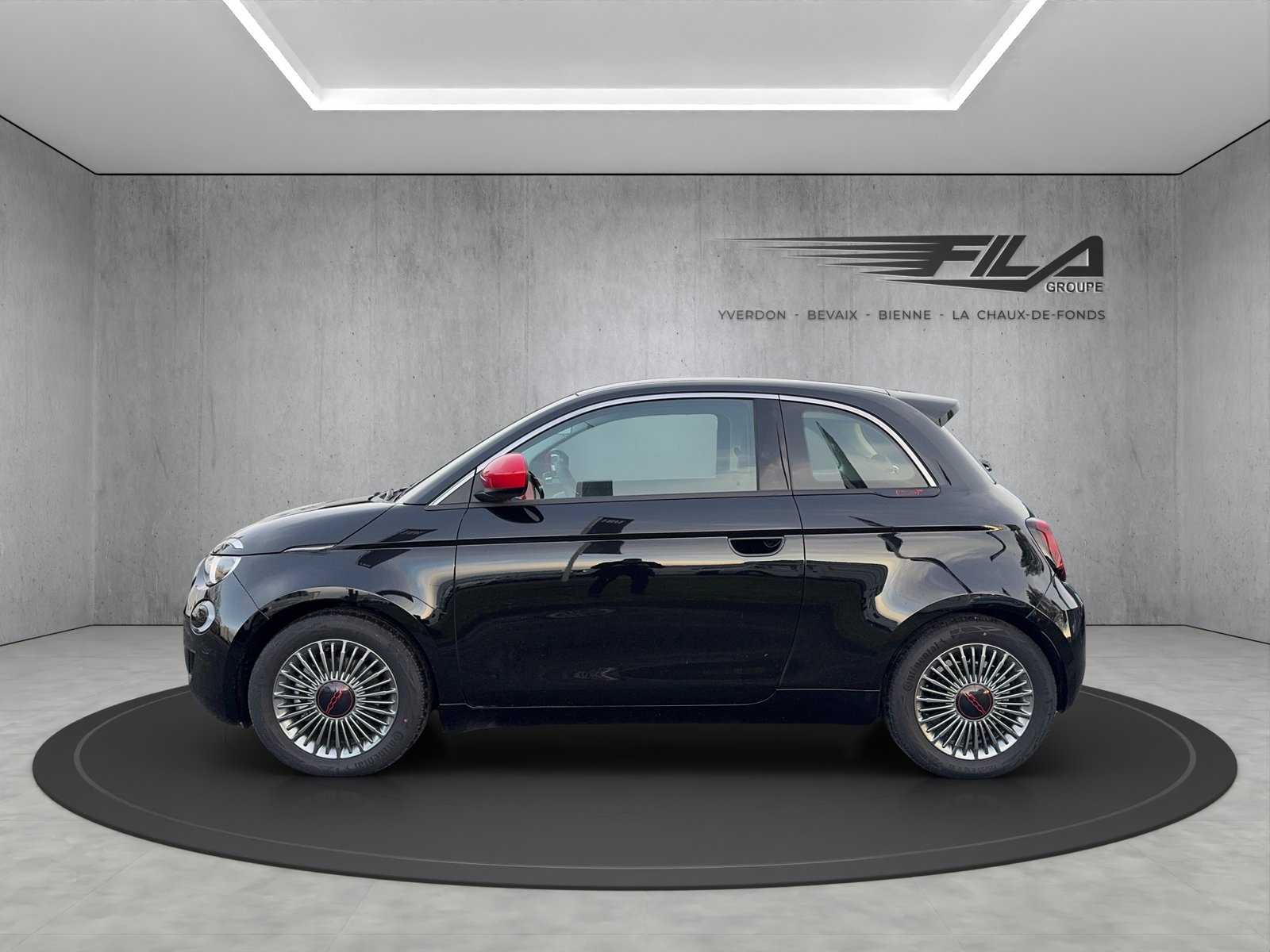 FIAT 500e Berline RED, Electric, Ex-demonstrator, Automatic - 3