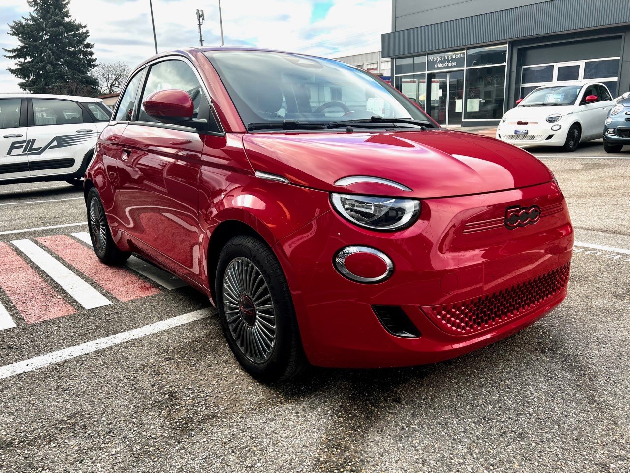 FIAT 500e Berline RED, Electric, Ex-demonstrator, Automatic - 2