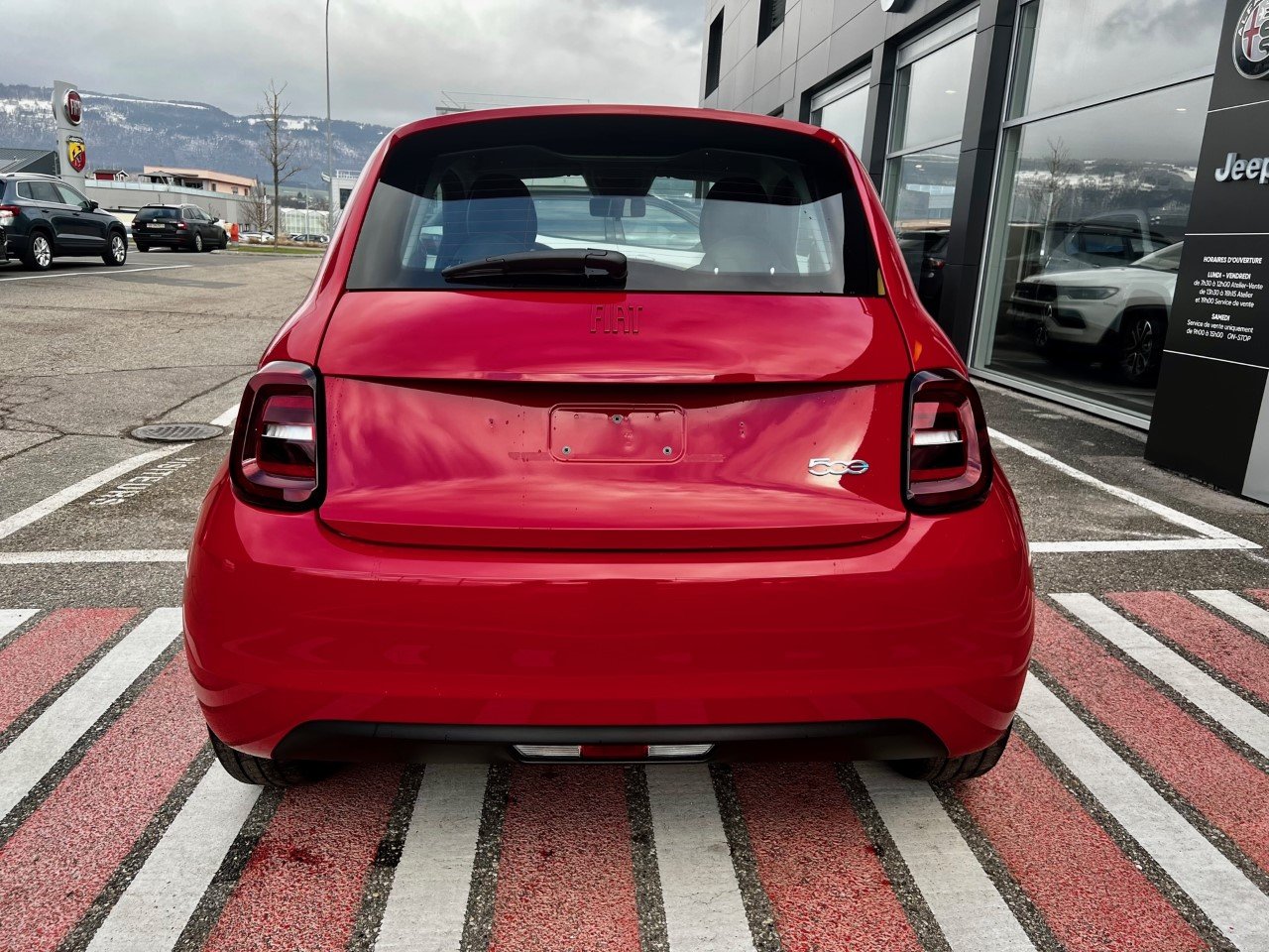 FIAT 500e Berline RED, Electric, Ex-demonstrator, Automatic - 4