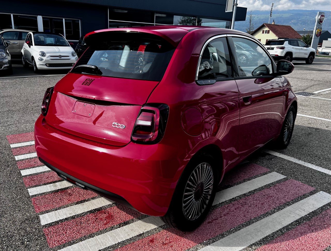 FIAT 500e Berline RED, Electric, Ex-demonstrator, Automatic - 4